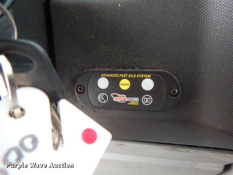 image for item DM2938 2009 Ford E450  shuttle bus