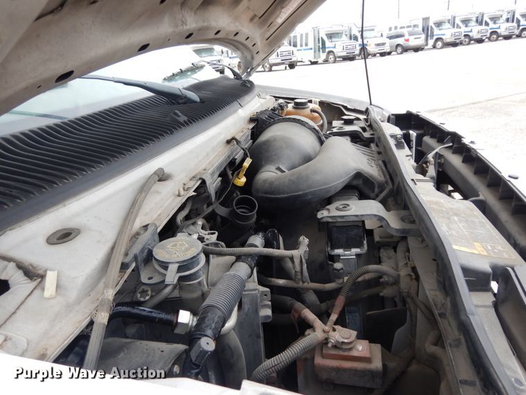 image for item DM2938 2009 Ford E450  shuttle bus