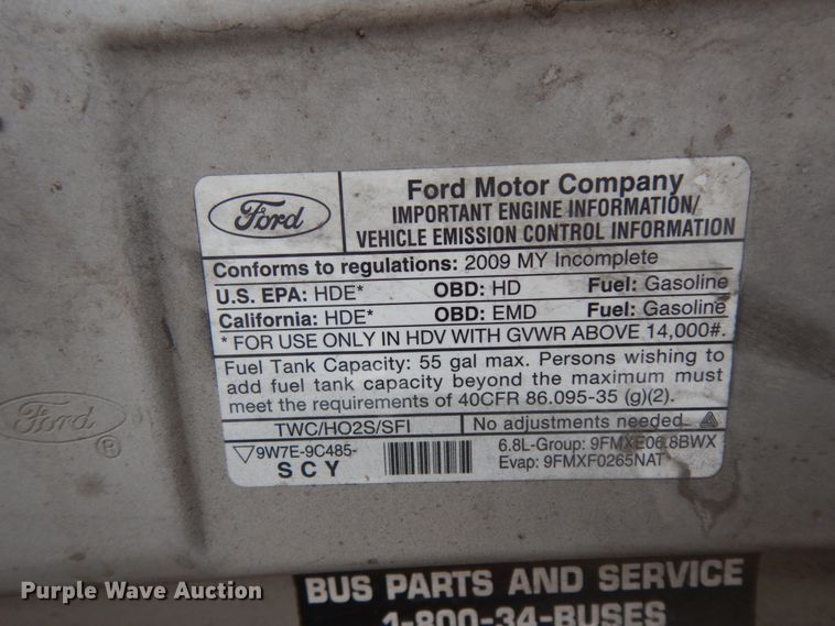 image for item DM2938 2009 Ford E450  shuttle bus
