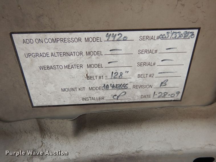 image for item DM2938 2009 Ford E450  shuttle bus