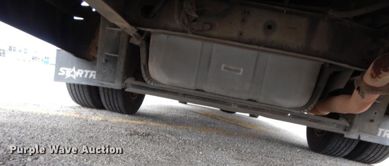 image for item DM2938 2009 Ford E450  shuttle bus