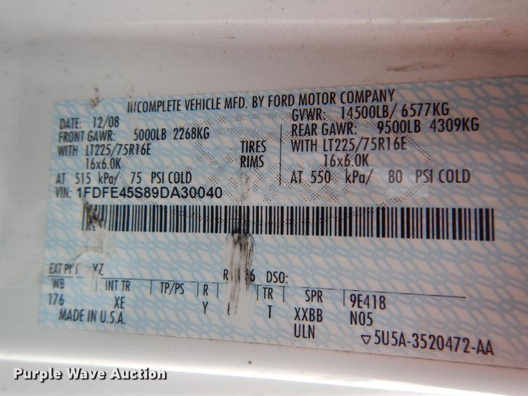 image for item DM2938 2009 Ford E450  shuttle bus