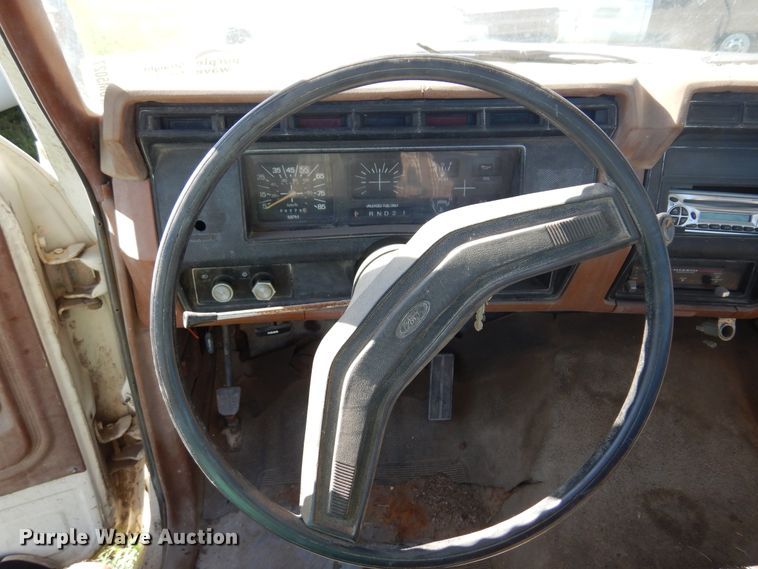 image for item DM5027 1982 Ford F100  pickup truck