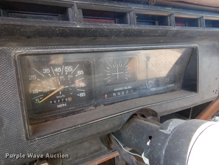 image for item DM5027 1982 Ford F100  pickup truck