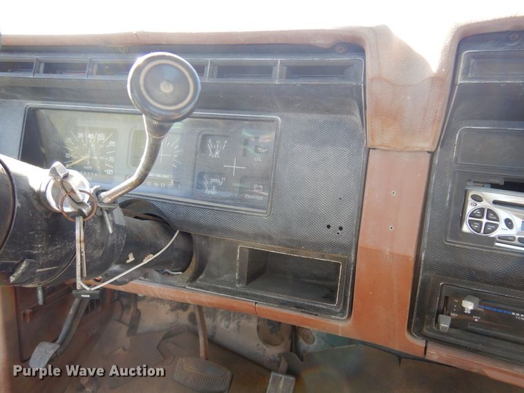 image for item DM5027 1982 Ford F100  pickup truck