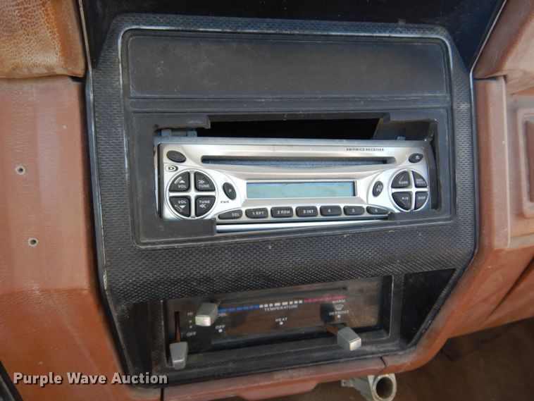 image for item DM5027 1982 Ford F100  pickup truck