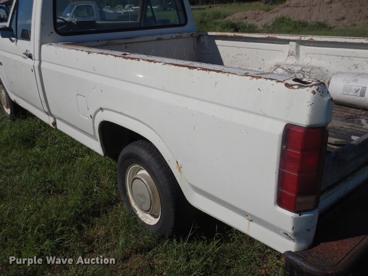 image for item DM5027 1982 Ford F100  pickup truck
