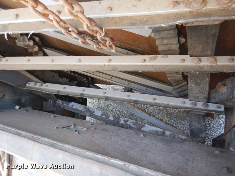 image for item DM5029 2004 Johnston 3000  street sweeper