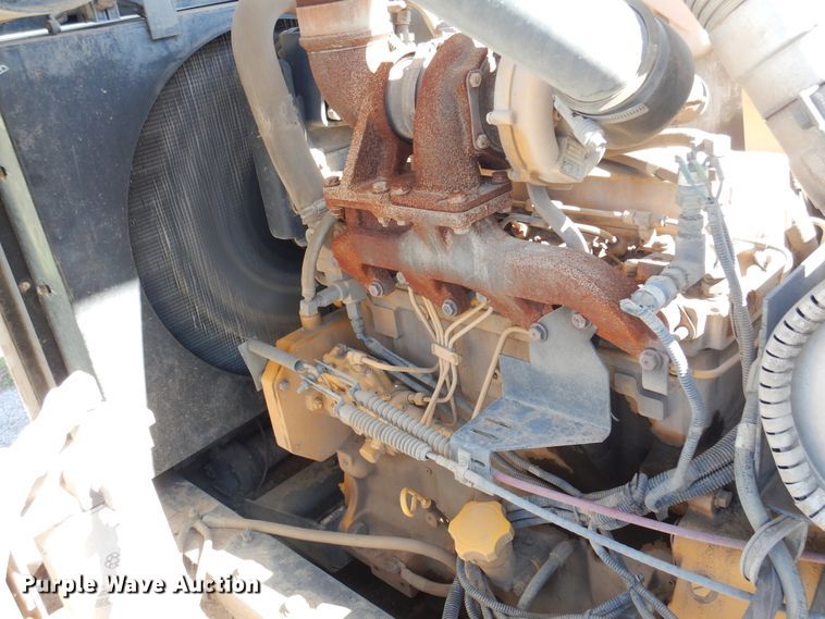 image for item DM5029 2004 Johnston 3000  street sweeper