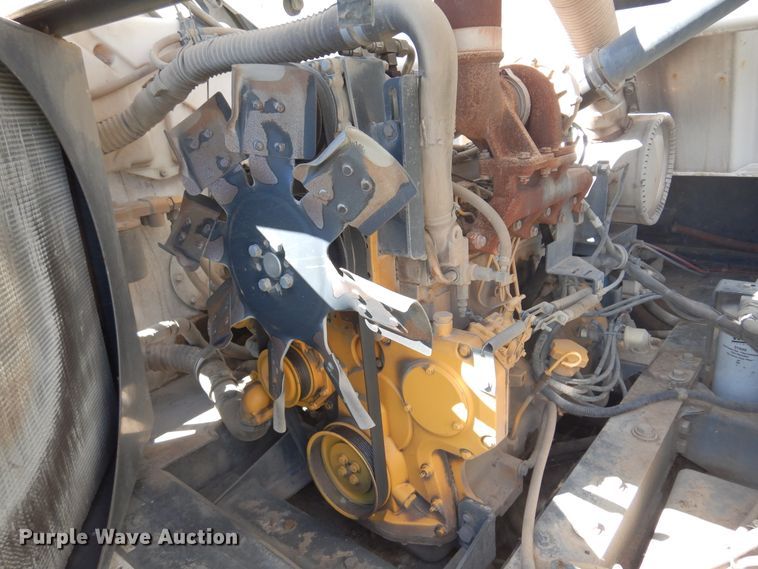 image for item DM5029 2004 Johnston 3000  street sweeper