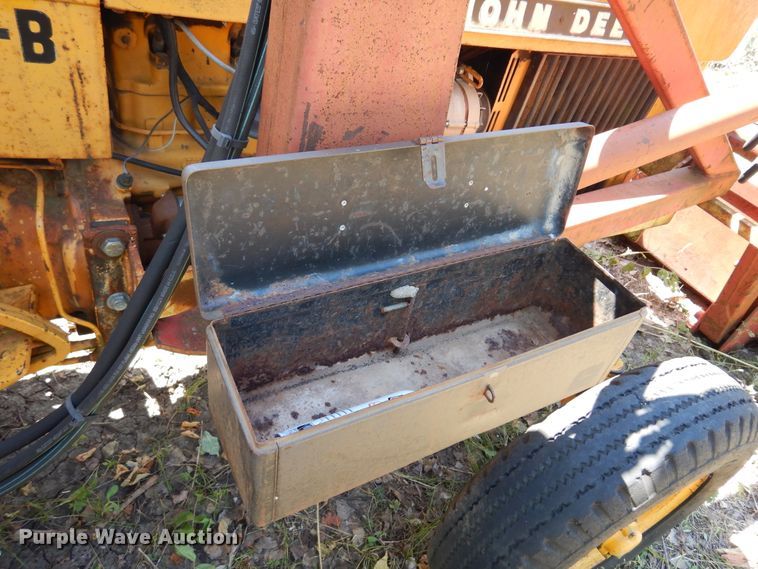 image for item DM5033 John Deere 401-B  tractor