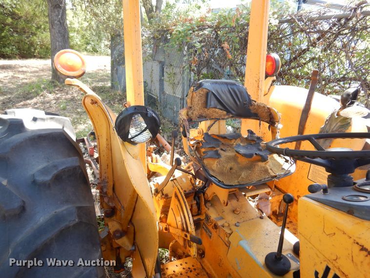 image for item DM5033 John Deere 401-B  tractor