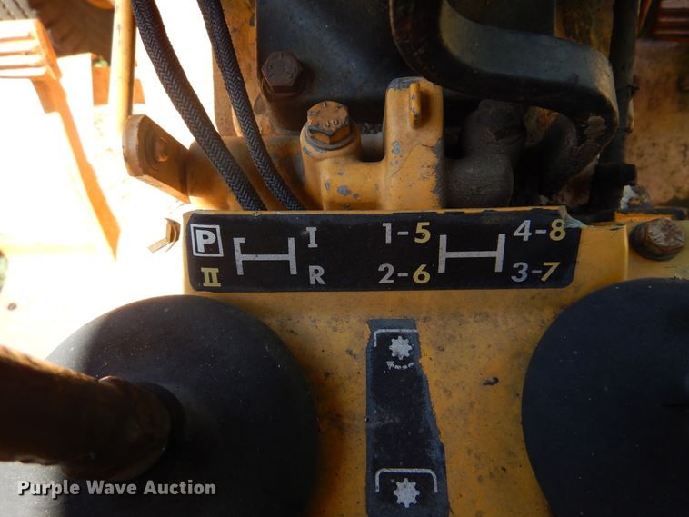 image for item DM5033 John Deere 401-B  tractor