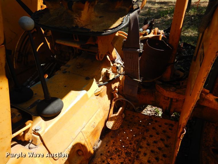 image for item DM5033 John Deere 401-B  tractor