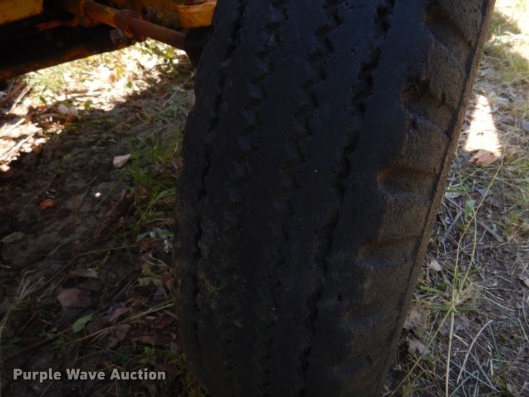 image for item DM5033 John Deere 401-B  tractor