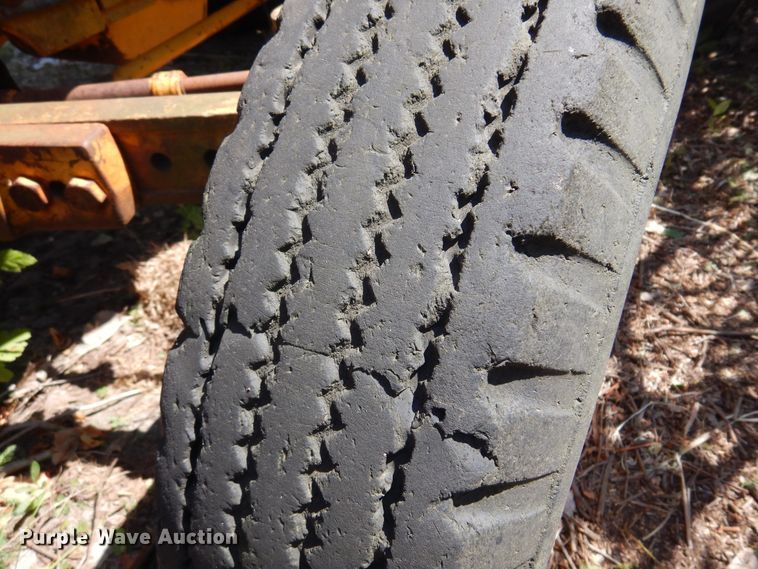 image for item DM5033 John Deere 401-B  tractor