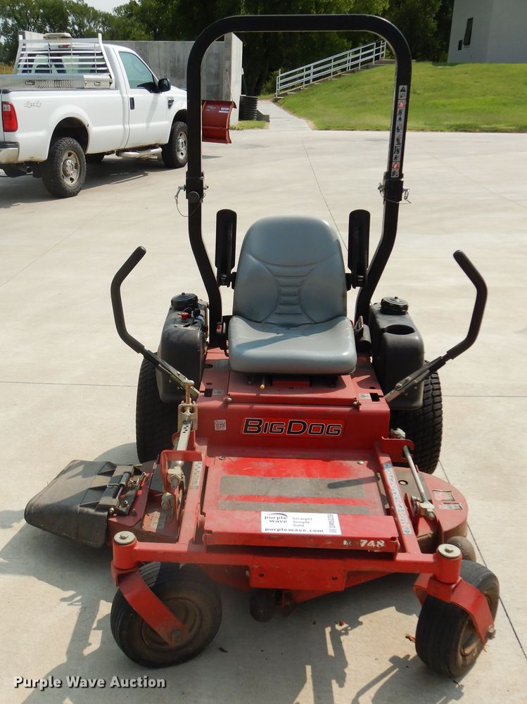 image for item DM5039 2010 Big Dog 929604  ZTR lawn mower