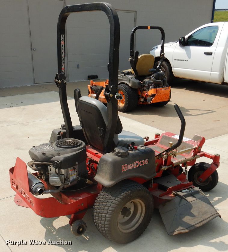 image for item DM5039 2010 Big Dog 929604  ZTR lawn mower