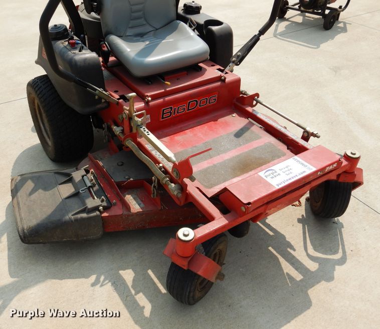 image for item DM5039 2010 Big Dog 929604  ZTR lawn mower