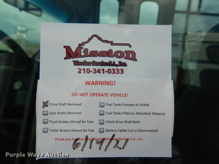 image for item DM6311 2002 Ford Econoline E450  shuttle bus