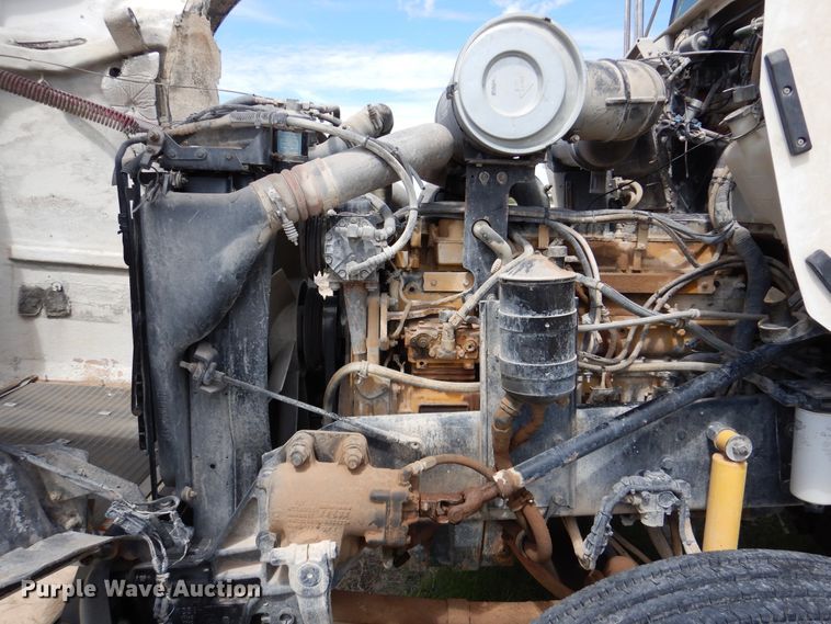 image for item DM6389 1999 Kenworth T800  water truck