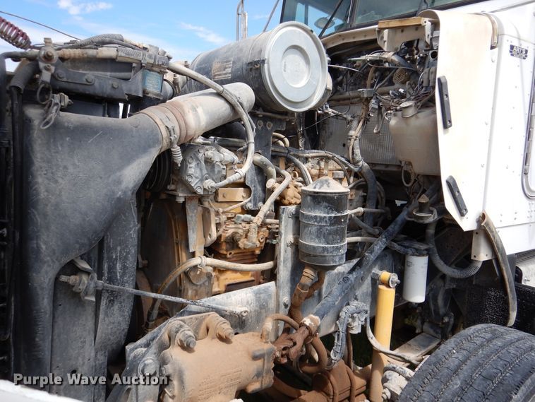 image for item DM6389 1999 Kenworth T800  water truck