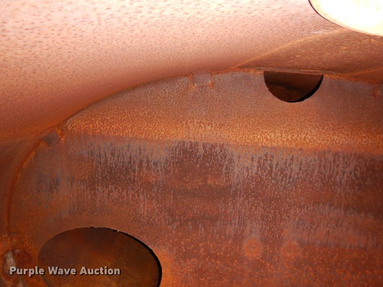 image for item DM6389 1999 Kenworth T800  water truck