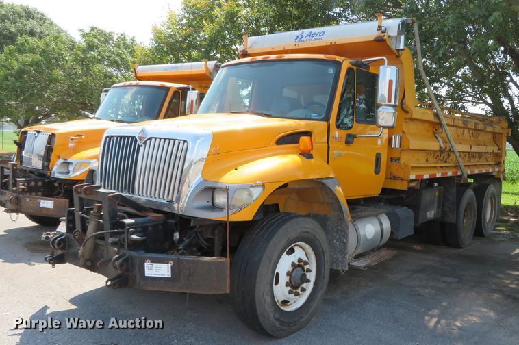 image for item DN5838 2007 International 7400  dump truck