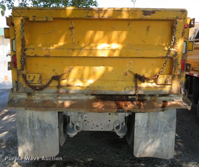 image for item DN5838 2007 International 7400  dump truck