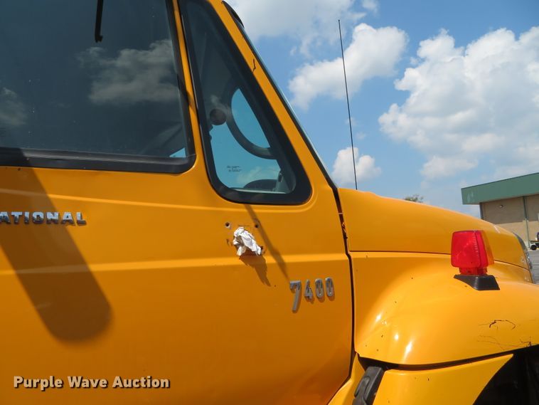 image for item DN5838 2007 International 7400  dump truck