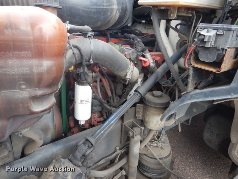 image for item HI9978 2010 Ford F650 Super Duty  shuttle bus