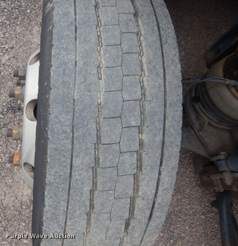 image for item HI9978 2010 Ford F650 Super Duty  shuttle bus