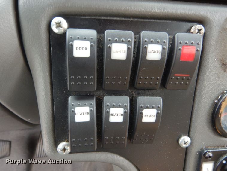 image for item HI9979 2010 Ford F650 Super Duty  shuttle bus