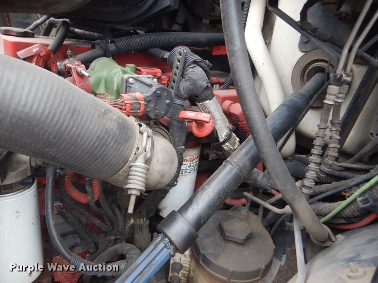 image for item HI9979 2010 Ford F650 Super Duty  shuttle bus