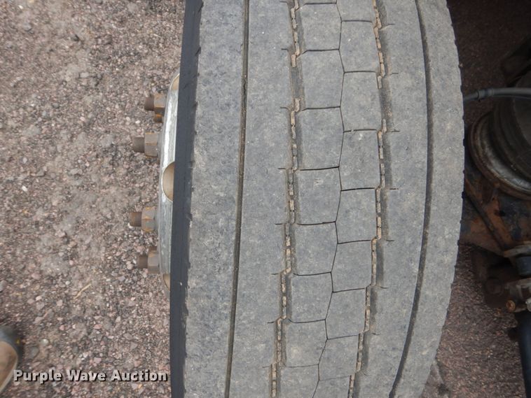 image for item HI9979 2010 Ford F650 Super Duty  shuttle bus