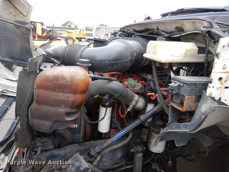 image for item HI9980 2010 Ford F650  shuttle bus