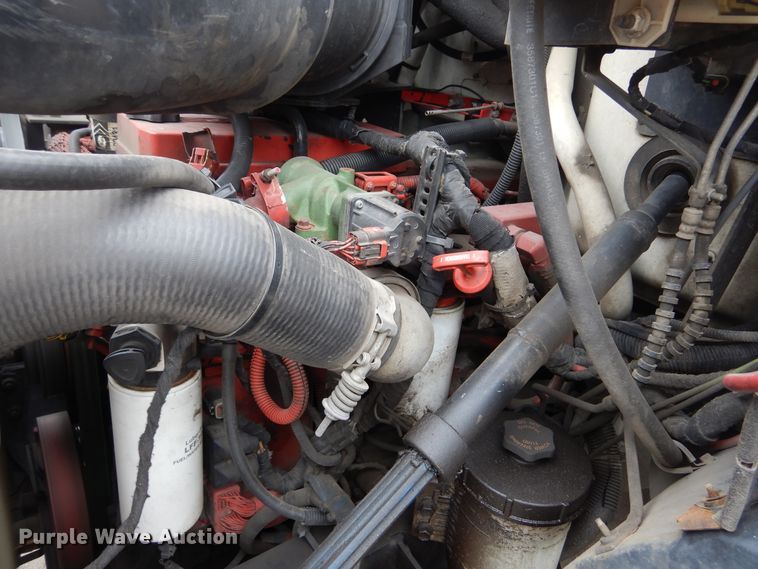 image for item HI9980 2010 Ford F650  shuttle bus