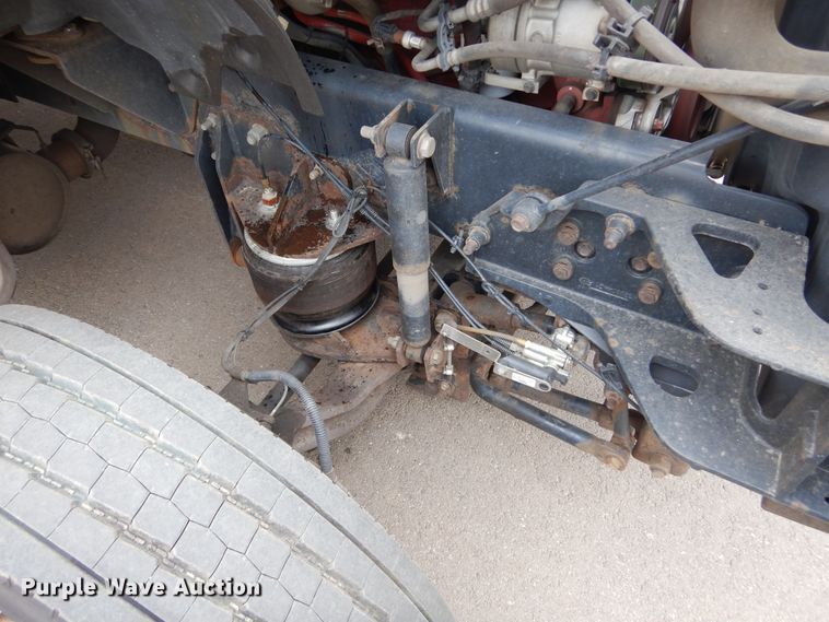 image for item HI9980 2010 Ford F650  shuttle bus