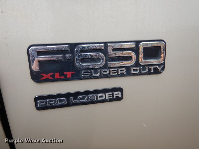 image for item HI9980 2010 Ford F650  shuttle bus