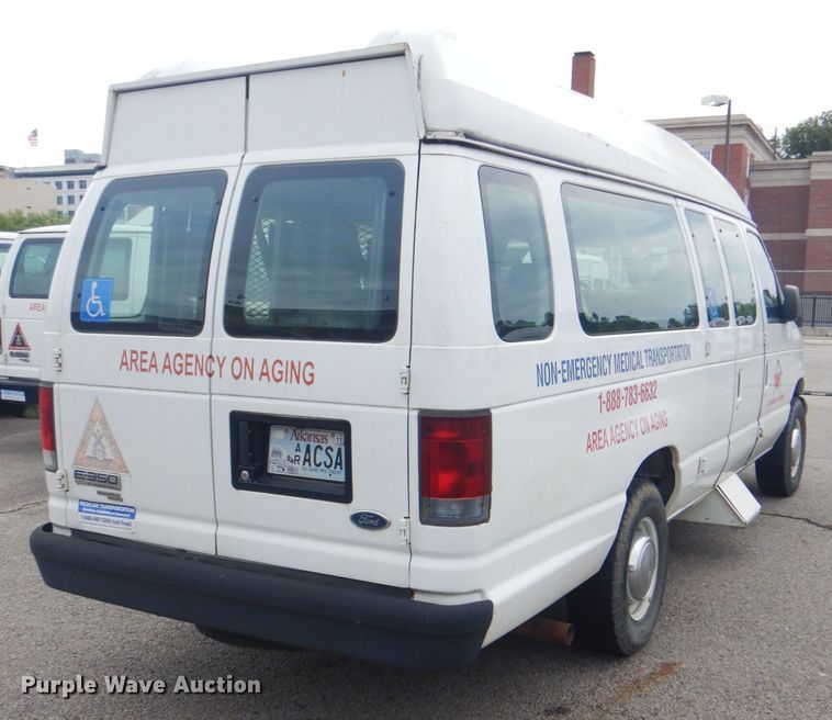 image for item ID9076 2006 Ford E350 Super Duty XL  van