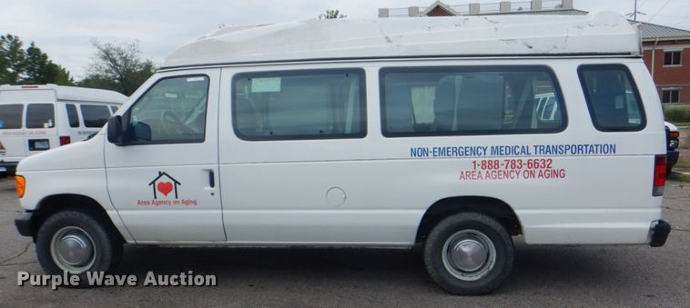 image for item ID9076 2006 Ford E350 Super Duty XL  van