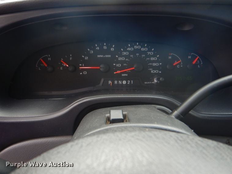 image for item ID9076 2006 Ford E350 Super Duty XL  van