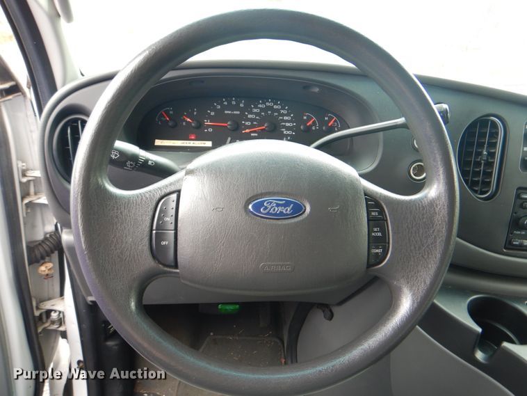 image for item ID9082 2008 Ford E150  van
