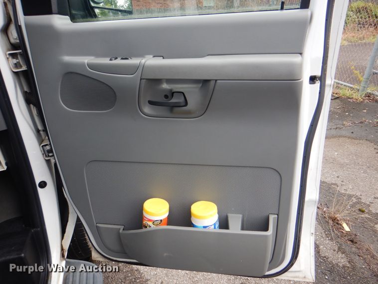 image for item ID9082 2008 Ford E150  van