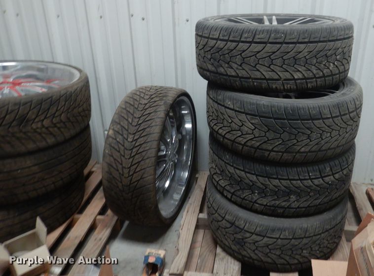 image for item IJ9409 Tires and wheels
