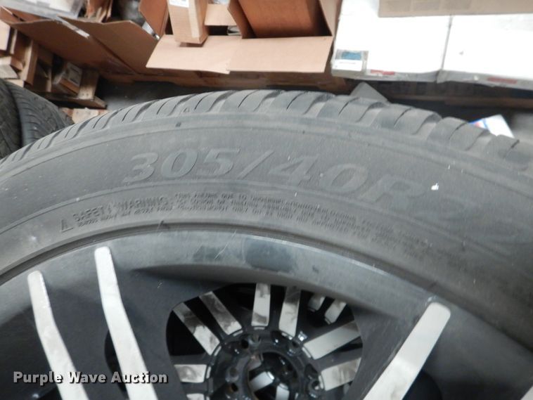 image for item IJ9409 Tires and wheels