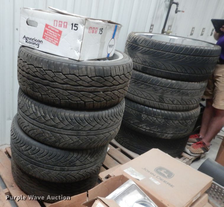 image for item IJ9409 Tires and wheels