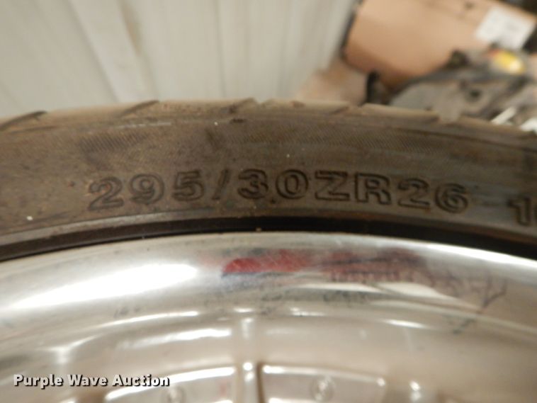 image for item IJ9409 Tires and wheels