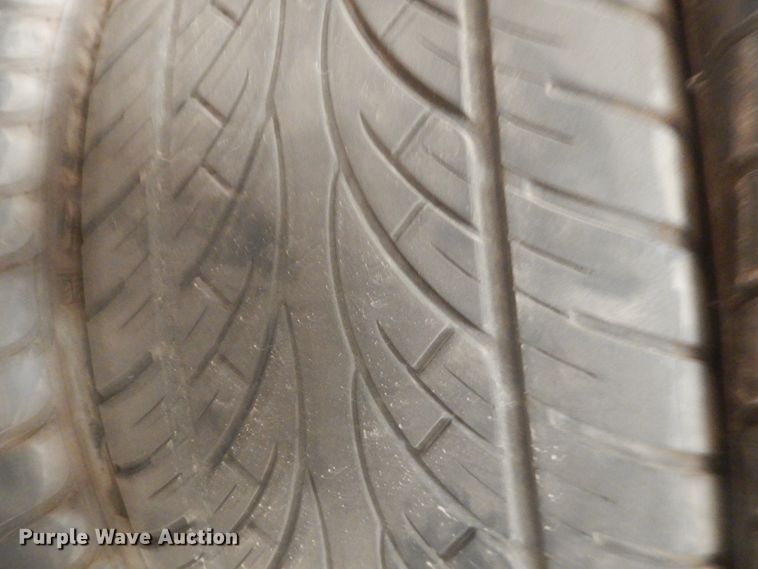 image for item IJ9409 Tires and wheels