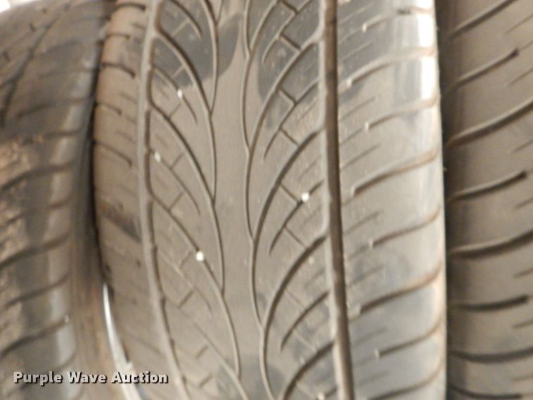 image for item IJ9409 Tires and wheels